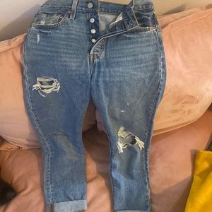Levi’s 501 skinny boyfriend jean size 27